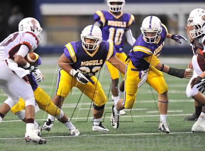 Thumbnail 1 in Munday vs. Tenaha (UIL 1A Division 2 Final)  photogallery.