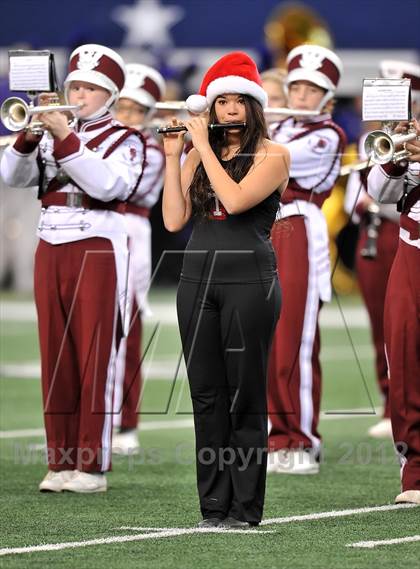Thumbnail 2 in Munday vs. Tenaha (UIL 1A Division 2 Final)  photogallery.