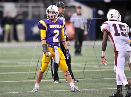 Thumbnail 2 in Munday vs. Tenaha (UIL 1A Division 2 Final)  photogallery.