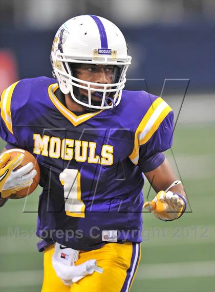 Thumbnail 1 in Munday vs. Tenaha (UIL 1A Division 2 Final)  photogallery.