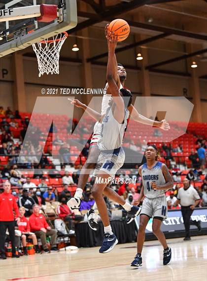 Thumbnail 3 in Magnolia vs. Huntington (King Cotton Classic) photogallery.