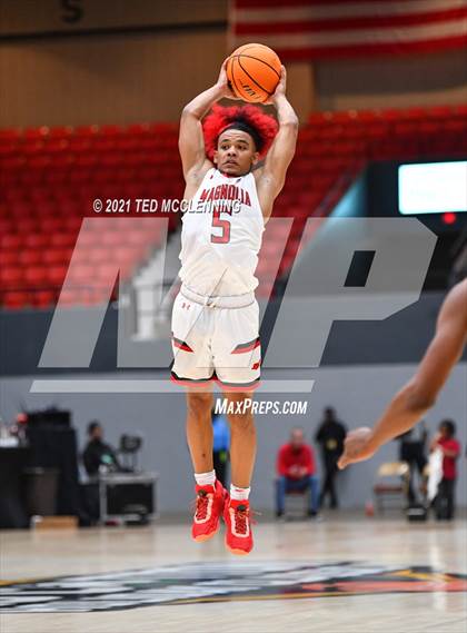 Thumbnail 2 in Magnolia vs. Huntington (King Cotton Classic) photogallery.