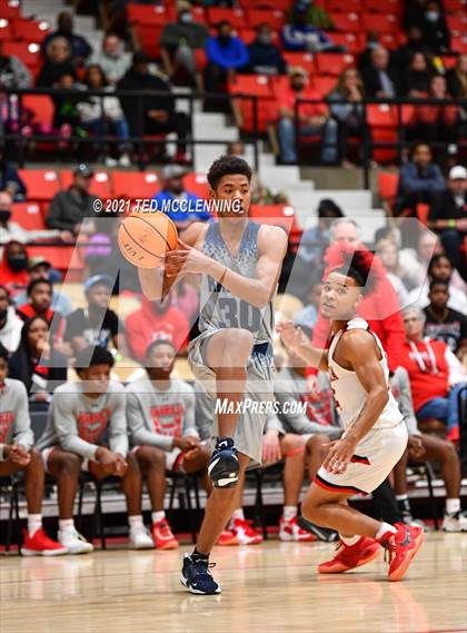Thumbnail 3 in Magnolia vs. Huntington (King Cotton Classic) photogallery.