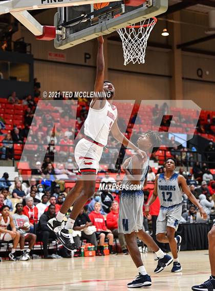Thumbnail 1 in Magnolia vs. Huntington (King Cotton Classic) photogallery.
