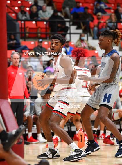 Thumbnail 2 in Magnolia vs. Huntington (King Cotton Classic) photogallery.