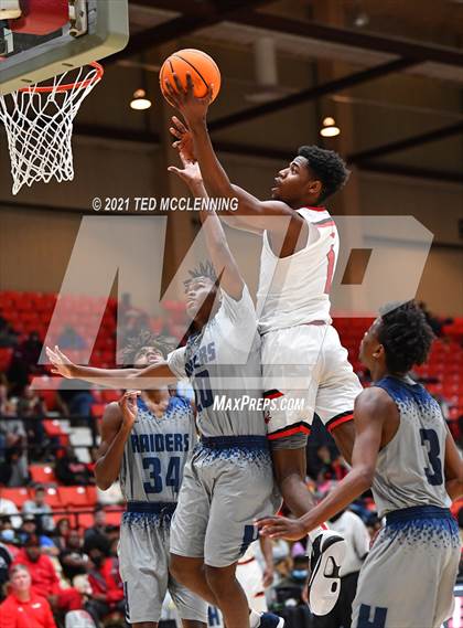 Thumbnail 1 in Magnolia vs. Huntington (King Cotton Classic) photogallery.