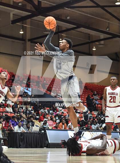 Thumbnail 1 in Magnolia vs. Huntington (King Cotton Classic) photogallery.