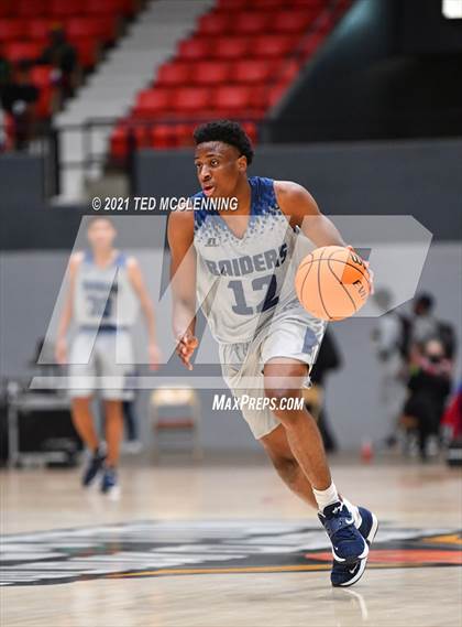 Thumbnail 2 in Magnolia vs. Huntington (King Cotton Classic) photogallery.