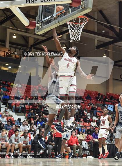 Thumbnail 1 in Magnolia vs. Huntington (King Cotton Classic) photogallery.