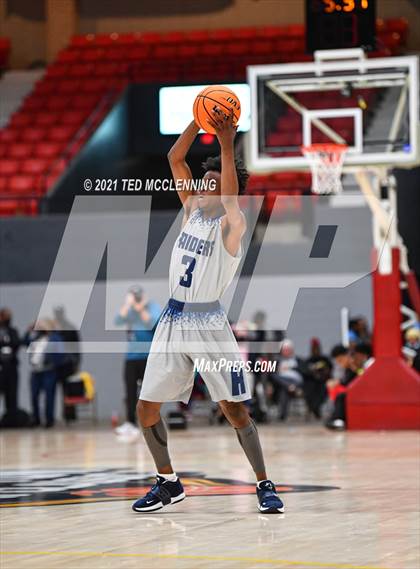 Thumbnail 1 in Magnolia vs. Huntington (King Cotton Classic) photogallery.