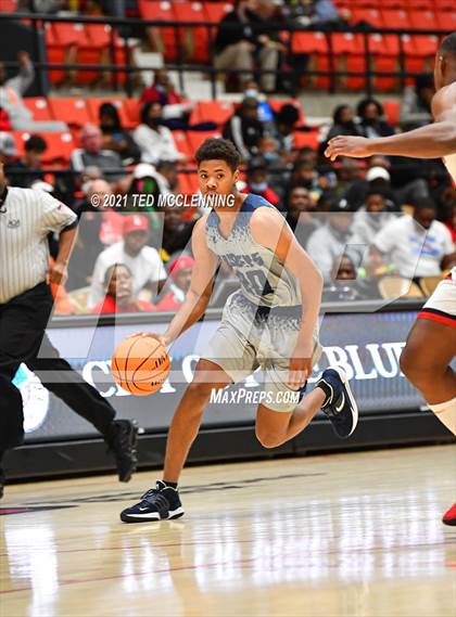 Thumbnail 1 in Magnolia vs. Huntington (King Cotton Classic) photogallery.