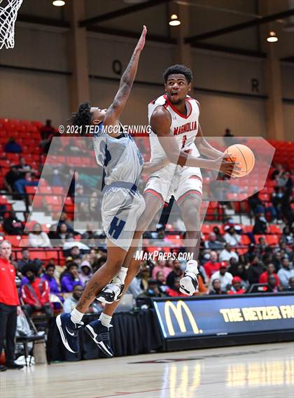Thumbnail 3 in Magnolia vs. Huntington (King Cotton Classic) photogallery.