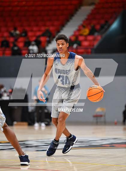 Thumbnail 2 in Magnolia vs. Huntington (King Cotton Classic) photogallery.