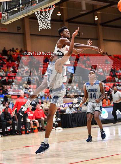 Thumbnail 1 in Magnolia vs. Huntington (King Cotton Classic) photogallery.