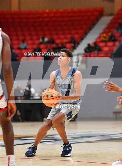 Thumbnail 3 in Magnolia vs. Huntington (King Cotton Classic) photogallery.