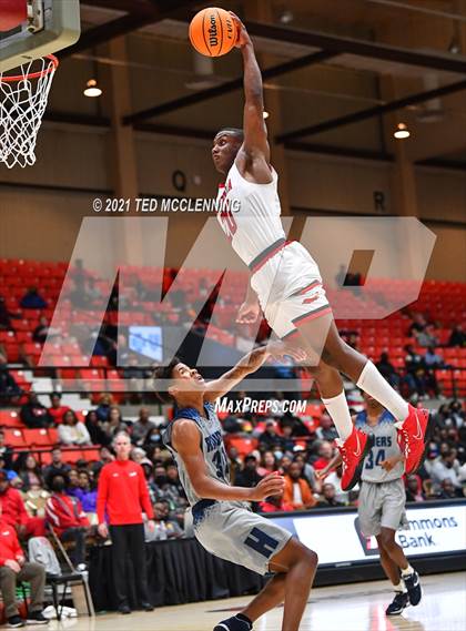 Thumbnail 3 in Magnolia vs. Huntington (King Cotton Classic) photogallery.