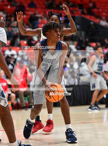 Thumbnail 2 in Magnolia vs. Huntington (King Cotton Classic) photogallery.
