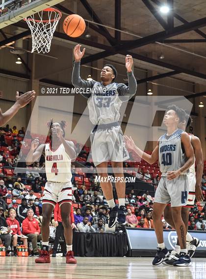 Thumbnail 3 in Magnolia vs. Huntington (King Cotton Classic) photogallery.