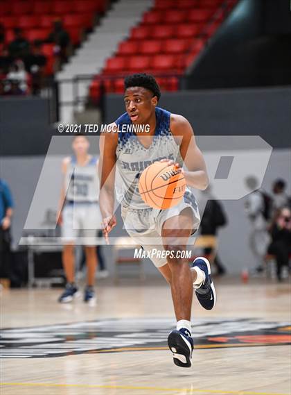 Thumbnail 3 in Magnolia vs. Huntington (King Cotton Classic) photogallery.