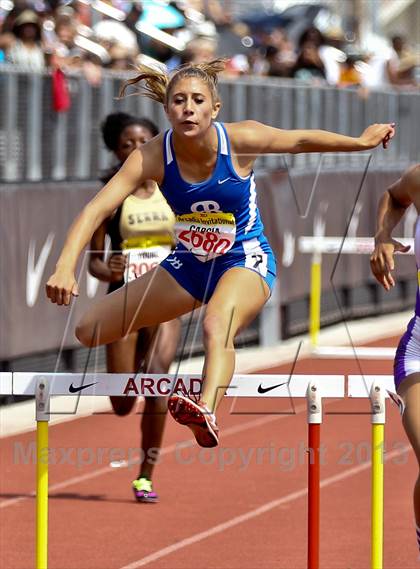 Thumbnail 3 in Arcadia Invitational (300 M Hurdles) photogallery.