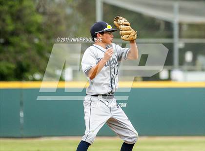 Thumbnail 3 in Loyola @ Crespi photogallery.