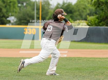 Thumbnail 2 in Loyola @ Crespi photogallery.
