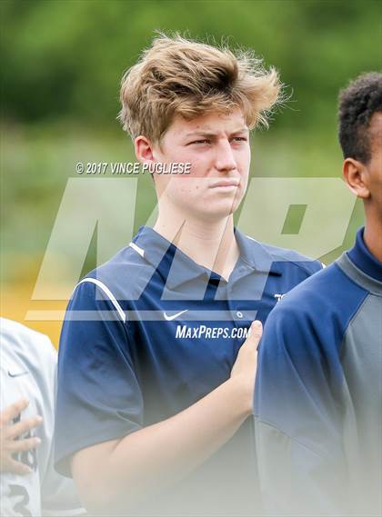Thumbnail 2 in Loyola @ Crespi photogallery.