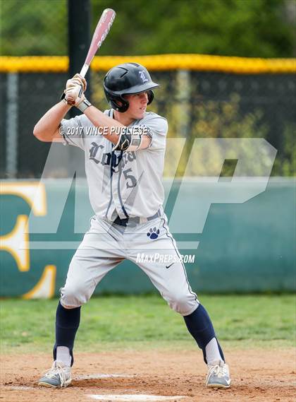 Thumbnail 1 in Loyola @ Crespi photogallery.