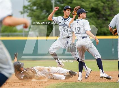 Thumbnail 1 in Loyola @ Crespi photogallery.