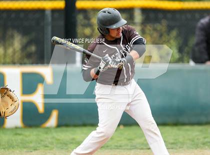 Thumbnail 1 in Loyola @ Crespi photogallery.