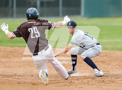 Thumbnail 1 in Loyola @ Crespi photogallery.