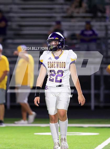 Thumbnail 2 in Grand Saline vs Edgewood photogallery.