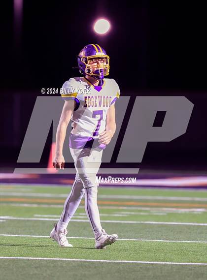 Thumbnail 1 in Grand Saline vs Edgewood photogallery.