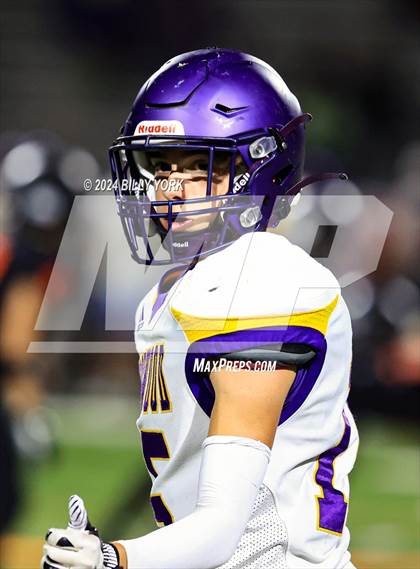 Thumbnail 2 in Grand Saline vs Edgewood photogallery.