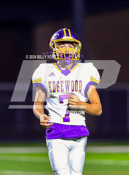 Thumbnail 1 in Grand Saline vs Edgewood photogallery.