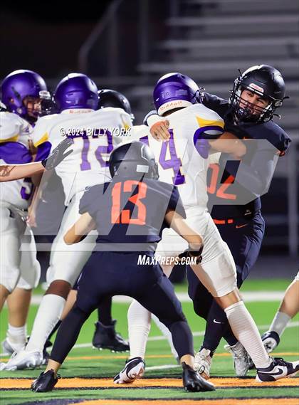 Thumbnail 3 in Grand Saline vs Edgewood photogallery.