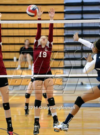 Thumbnail 3 in Cardinal Newman vs. Dublin (Dougherty Valley Tournament) photogallery.