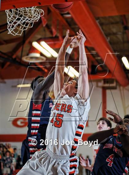 Thumbnail 1 in Bob Jones @ Grissom photogallery.
