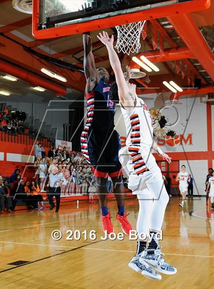 Thumbnail 3 in Bob Jones @ Grissom photogallery.