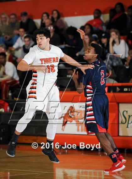 Thumbnail 3 in Bob Jones @ Grissom photogallery.