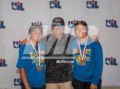 Thumbnail 2 in UIL Tennis 1A 2A Girls Finals (Awards) photogallery.