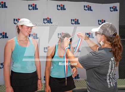 Thumbnail 2 in UIL Tennis 1A 2A Girls Finals (Awards) photogallery.