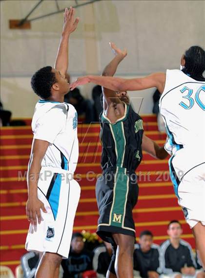 Thumbnail 3 in Monterey Trail vs. Sheldon photogallery.