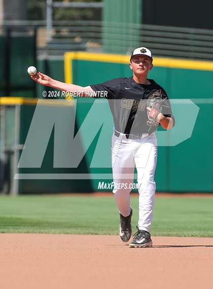 Thumbnail 2 in Honeoye Falls-Lima Central  vs Pittsford Sutherland (NYSPHSAA Section V Class A Final)  photogallery.