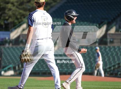 Thumbnail 1 in Honeoye Falls-Lima Central  vs Pittsford Sutherland (NYSPHSAA Section V Class A Final)  photogallery.