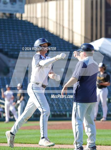 Thumbnail 2 in Honeoye Falls-Lima Central  vs Pittsford Sutherland (NYSPHSAA Section V Class A Final)  photogallery.