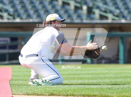 Thumbnail 1 in Honeoye Falls-Lima Central  vs Pittsford Sutherland (NYSPHSAA Section V Class A Final)  photogallery.