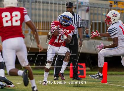 Thumbnail 1 in 2015 All-Star Bayou Bowl photogallery.