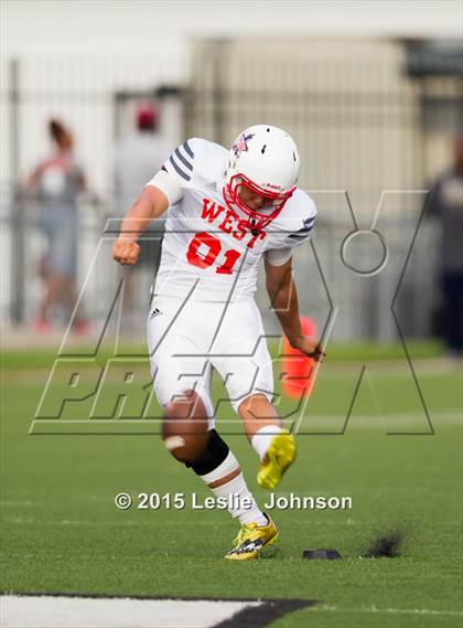 Thumbnail 1 in 2015 All-Star Bayou Bowl photogallery.