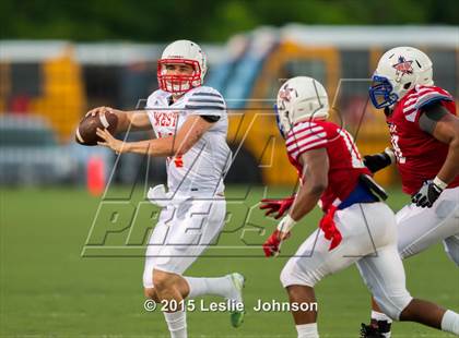 Thumbnail 3 in 2015 All-Star Bayou Bowl photogallery.